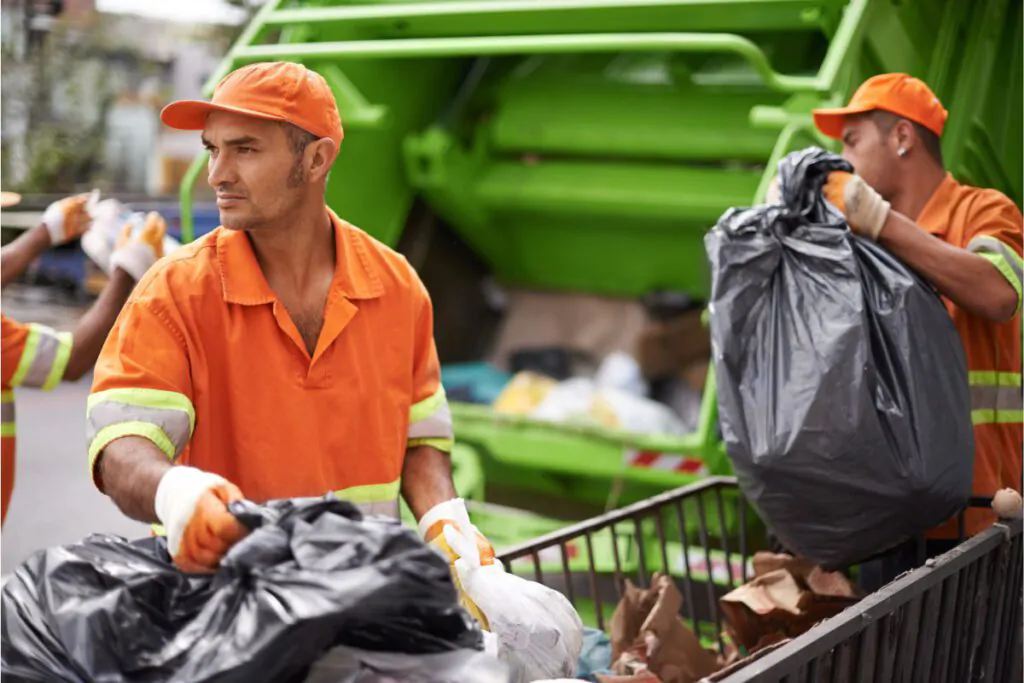Garbage Collectors in Lewisville Texas