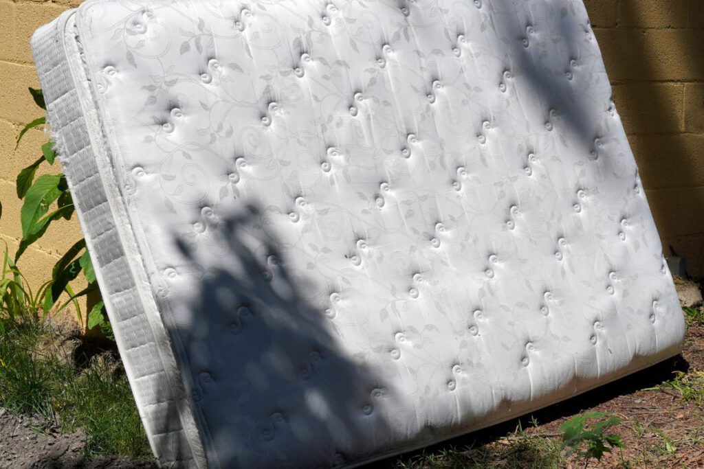 Mattress Disposal Available Options in Texas, All Pro Dumpsters Frisco