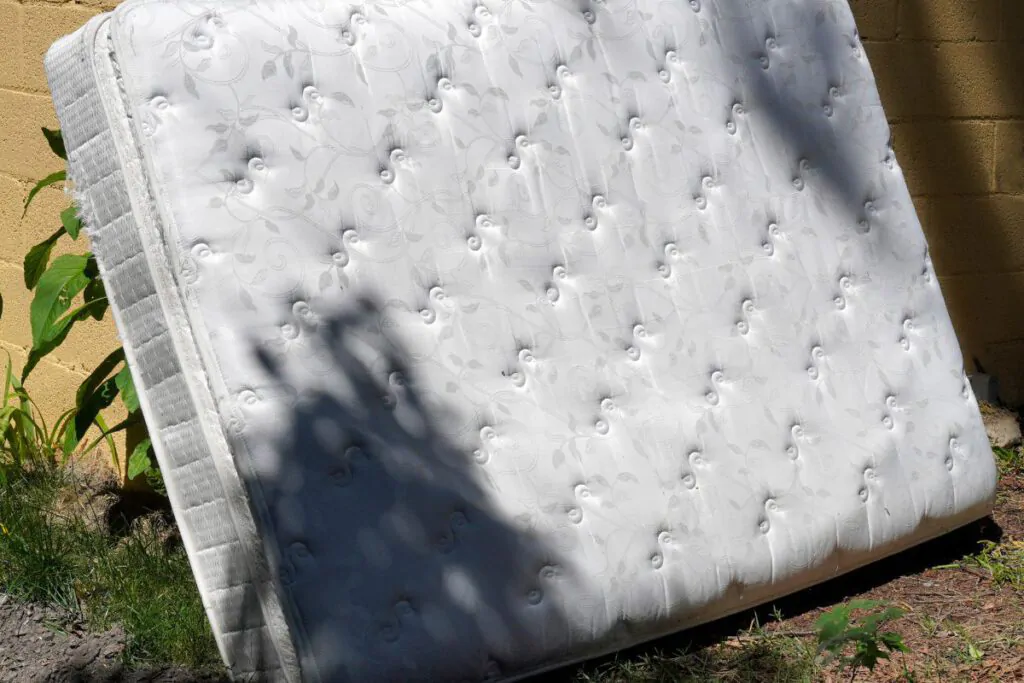 Mattress Disposal Available Options in Texas, All Pro Dumpsters Frisco