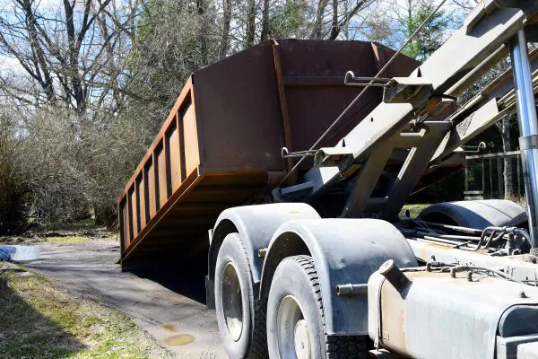 roll off dumpster truck